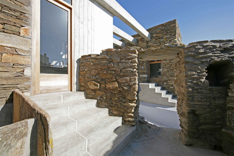 Каменный дом в Греции 