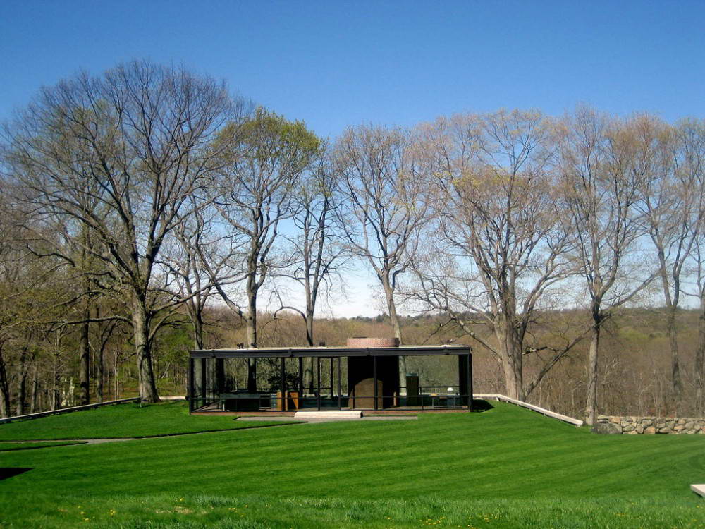 Стеклянный дом (The Glass House) в США от Филиппа Джонсона (Philip Johnson).