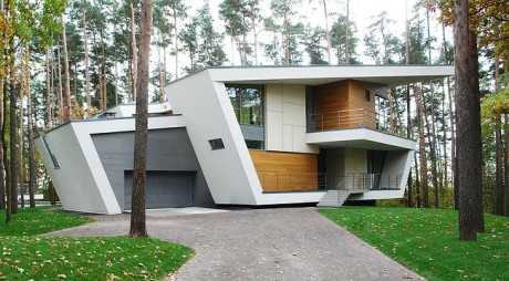 Частный жилой дом в поселке “Горки-6? (House in Gorki-6) в России от Atrium.