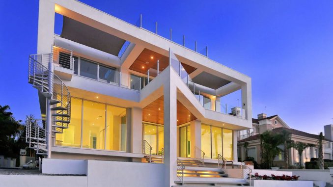 Picture Frame House 4
