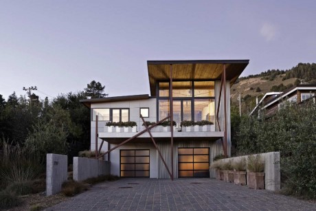 Stinson Beach House 1 460x307 Весь 2012 год