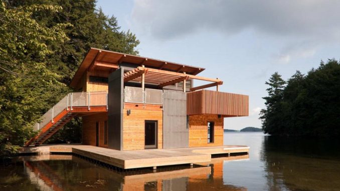 Muskoka Boathouse 1