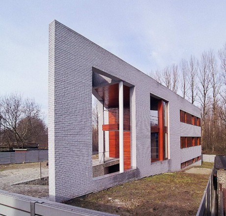Треугольный Дом в Польше