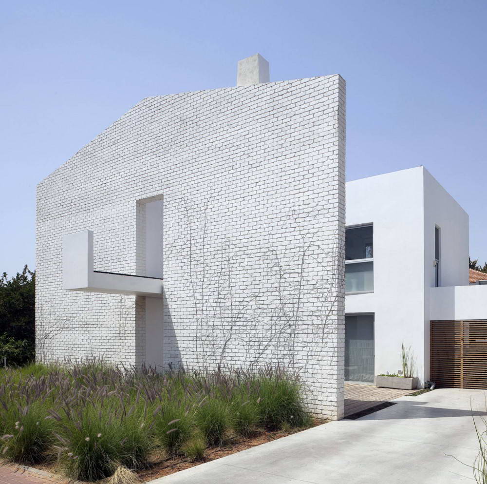 House N 1
