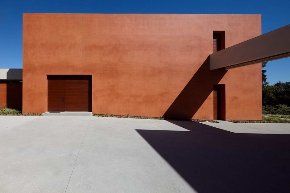 Three Wall House 5