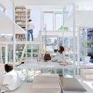 Стеклянный дом в Японии