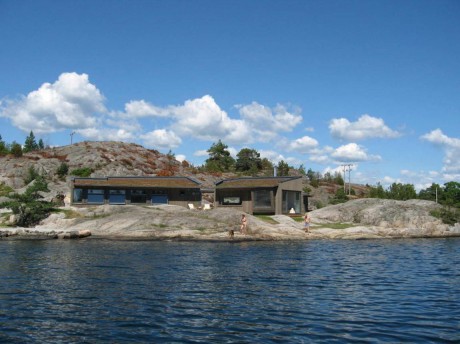 Дом на скалах Норвегии