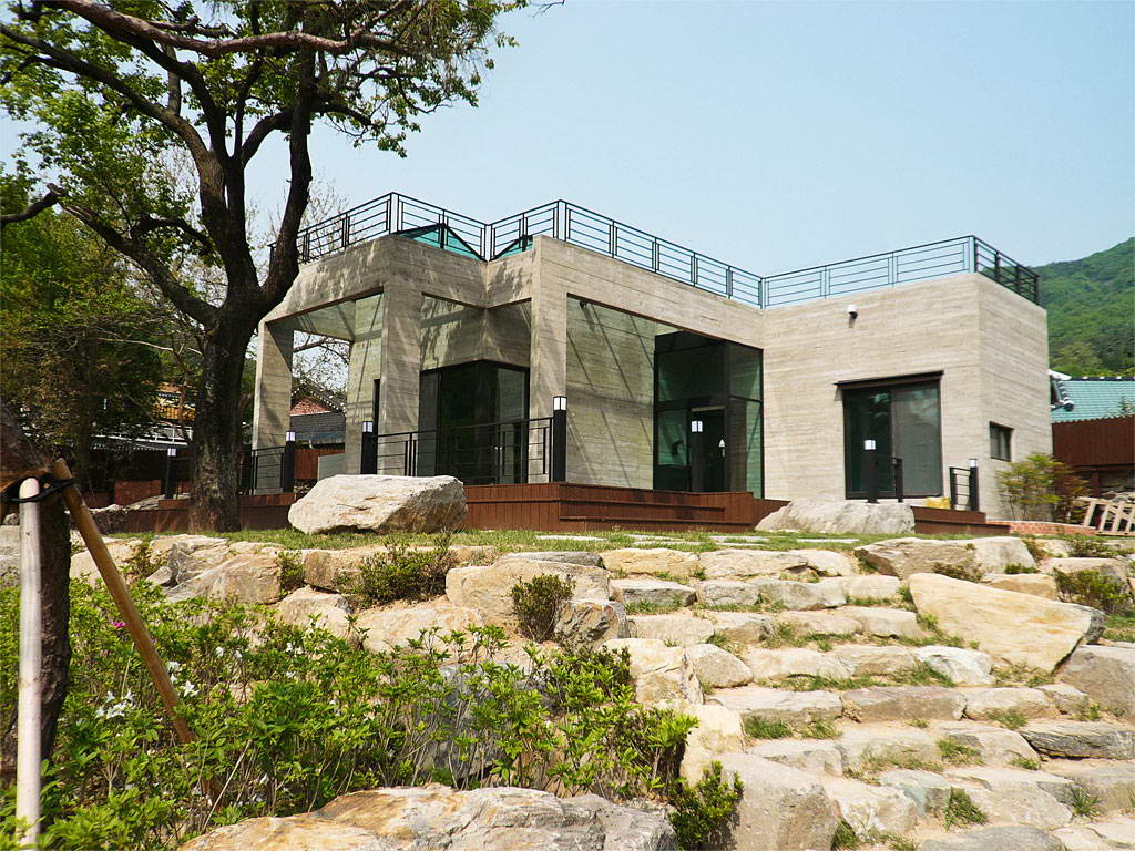 House of San Jo 8