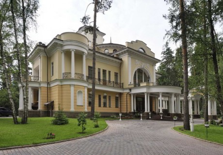 Реконструкция дома в России