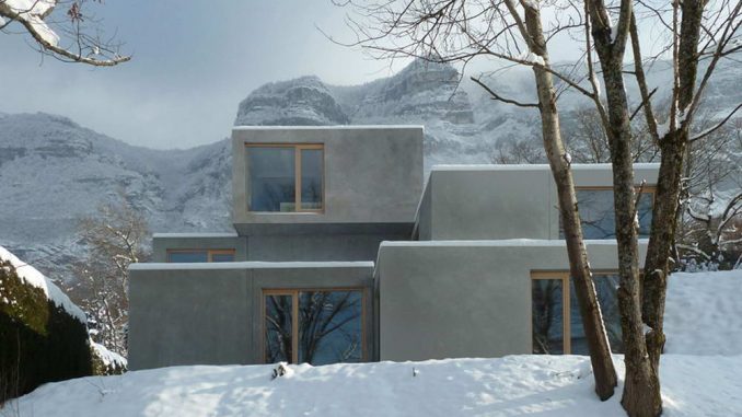 Prefab House in Collonges 1