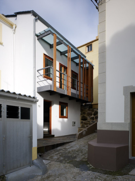 Дом в Баресе (Vivienda en Bares) в Испании от Marcos ?lvarez Montes.