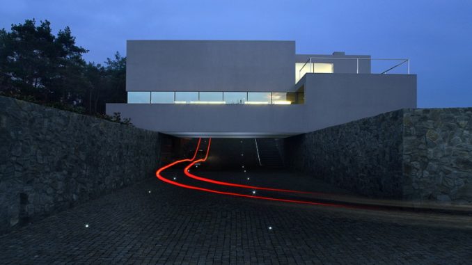 Aatrial House 1