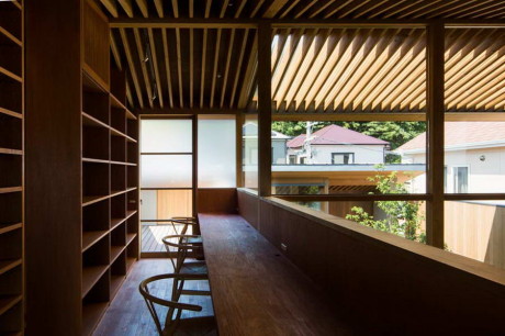 Sakai House 9