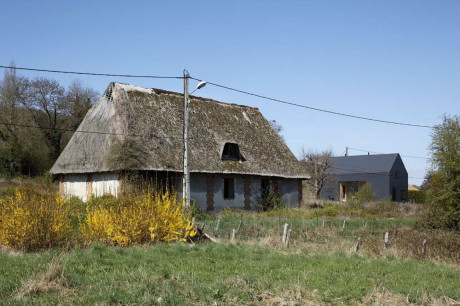 Современный деревянный дом во Франции