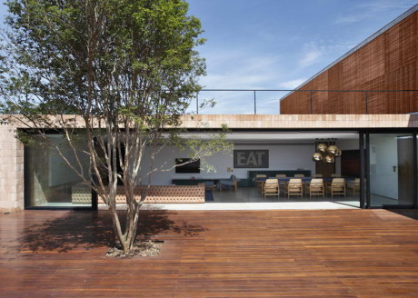 Проект современного дома в Бразилии