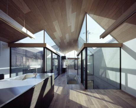 Neut House 10