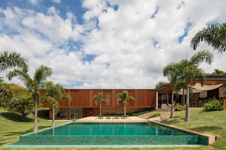 Резиденция МДТ (Residencia MDT) в Бразилии от Jacobsen Arquitetura.
