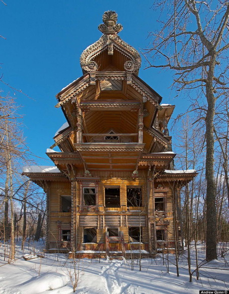 Дом в Чухломском районе (House in Chuhloma) в Костромской области.