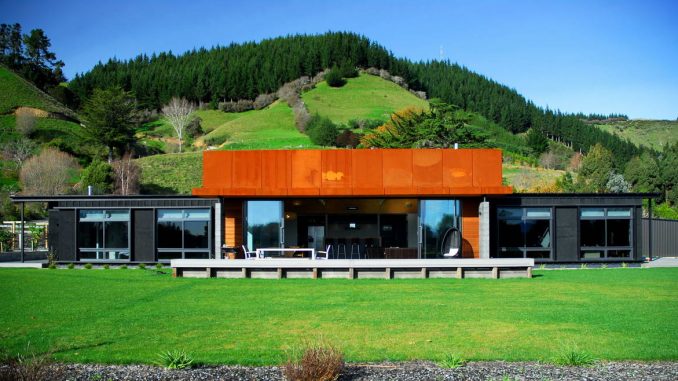 Дом у горы в Новой Зеландии