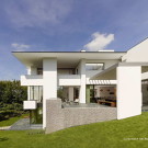 SU House 2 135x135 Загородный дом в Германии 17 фасад рельеф бассейн 