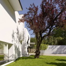 SU House 5 135x135 Загородный дом в Германии 17 фасад рельеф бассейн 