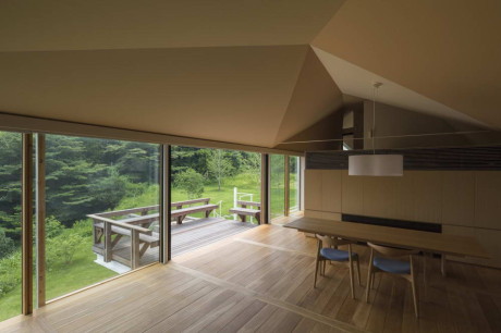 Дом Хаясака (House Hayasaka) в Японии от Ken Yokogawa Architect & Associates.