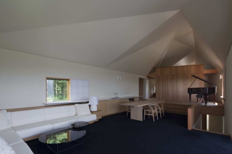 Дом Сигиура (Sugiura House) в Японии от Ken Yokogawa Architect & Associates.