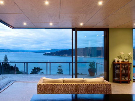 Дом Хатаитай (Hataitai Home) в Новой Зеландии от John Mills Architects.