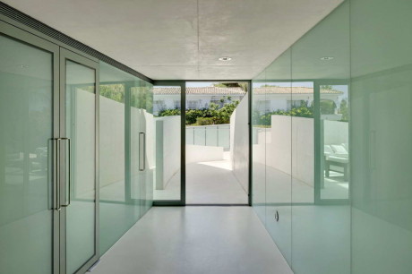Дом Медуза (Jellyfish House) в Испании от Wiel Arets Architects.