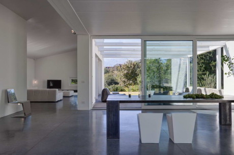 Дом ММ (House MM) в Италии от Federico Delrosso Architects.