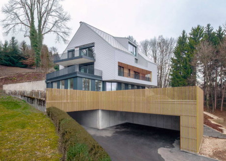 Загородный дом на три семьи в Австрии