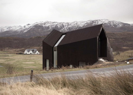 Дом на склоне в Шотландии