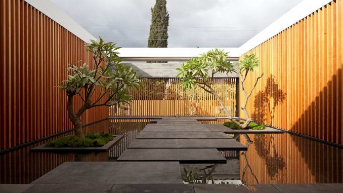 Плавающий дом (Float House) в Израиле от Pitsou Kedem Architects. Плавающий дом (Float House) в Израиле от Pitsou Kedem Architects.