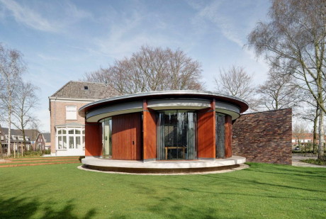 Дом Врибург (Huize Vreeburg) в Голландии от Hilberinkbosch Architecten.