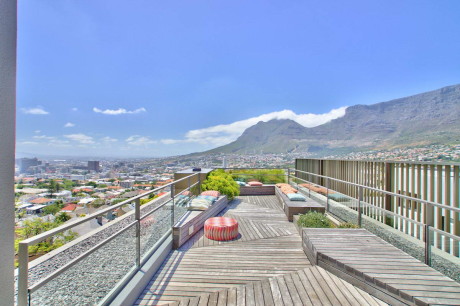 Вилла Saebin (Villa Saebin) в Южной Африке от Greg Wright Architects.