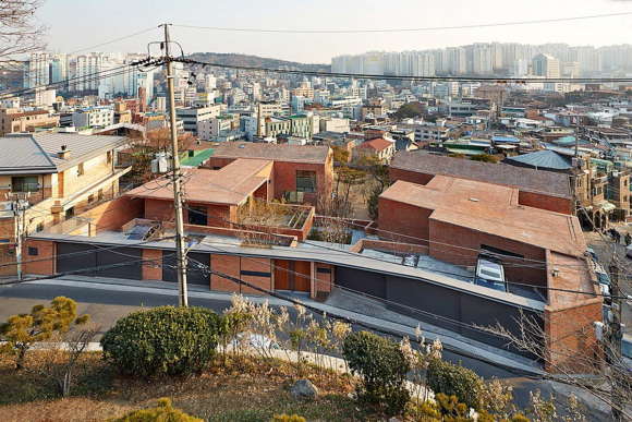 Кирпичный дом в Южной Корее