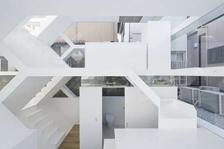 S-Дом (S-House) в Японии от Yuusuuke Karasawa Architects.