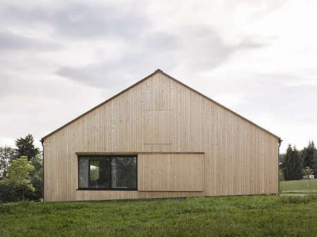   (Haus Kaltschmieden)    Bernardo Bader Architects.