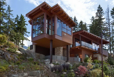 Резиденция у озера (Lakecrest Residence) в Канаде от a|k|a Architecture + Design.