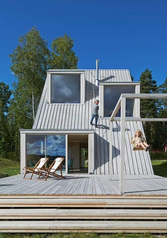 Треугольная дача (Triangular Summer House) в Швеции от Leo Qvarsebo.