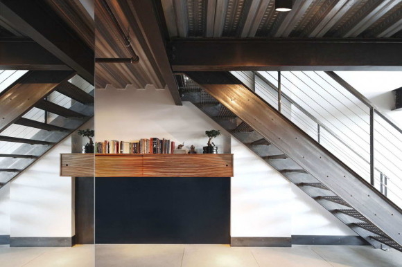 Лофт на Капитолийском холме (Capitol Hill Loft) в США от SHED Architecture & Design.