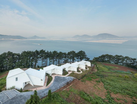 Дом Узел (Knot House) в Южной Корее от Atelier Chang.