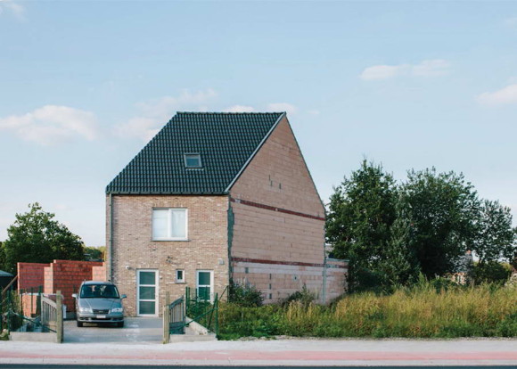 Некрасивые бельгийские дома (Ugly Belgian Houses) глазами фотографа Hannes Coudenys.