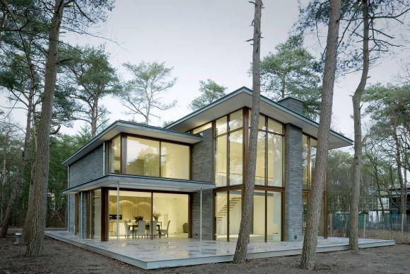 Лесной дом в Голландии 