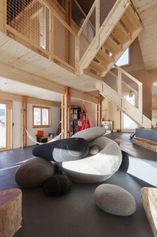 Дом в Л'Аббеи (Home in LAbbaye) в Швейцарии от Kunik de Morsier architectes.
