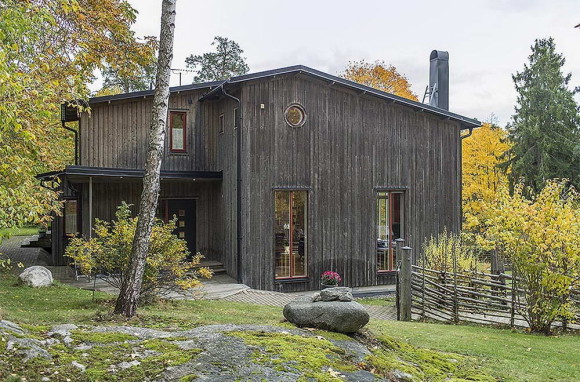 Традиционный шведский дом (Traditional house in Sweden).