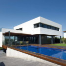 Дом Р (R House) в Испании от Artigas Arquitectes.