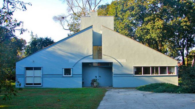 Vanna Venturi House 10