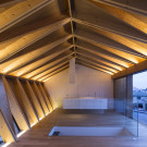 Завёрнутый дом (Wrap House) в Японии от APOLLO Architects & Associates.