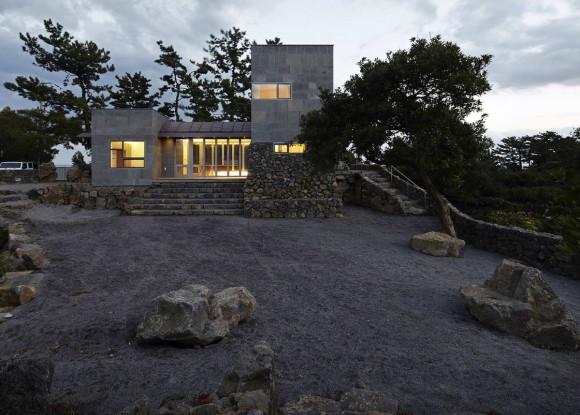 Каменный дом в Корее